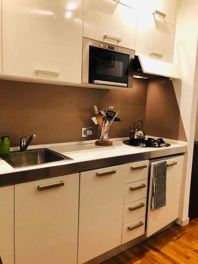 [PORTAVENEZIA49] - Appartamento Milano Porta Venezia con Jacuzzi Esterno foto