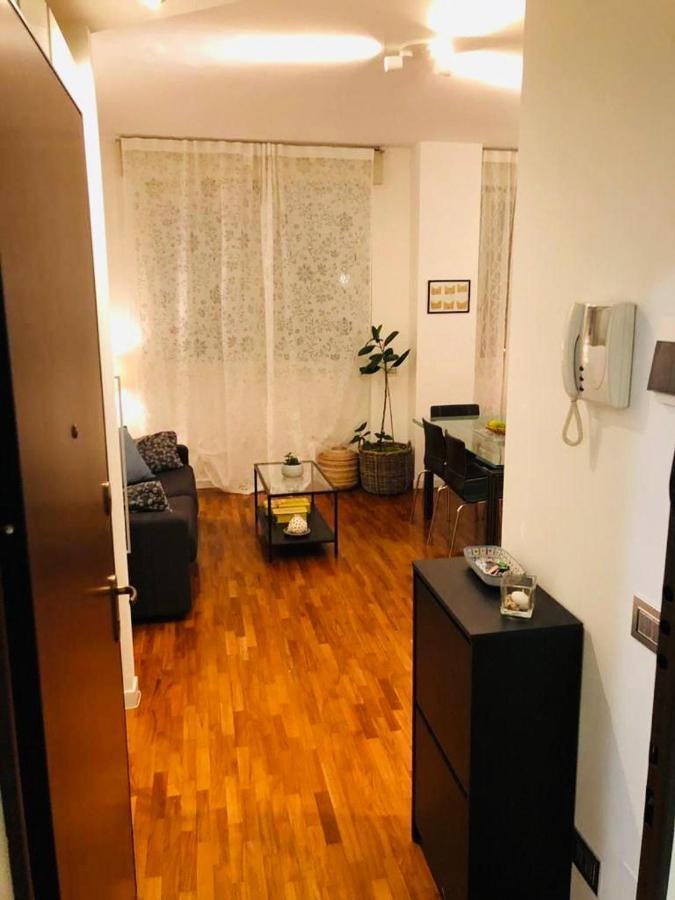 [PORTAVENEZIA49] - Appartamento Milano Porta Venezia con Jacuzzi Esterno foto